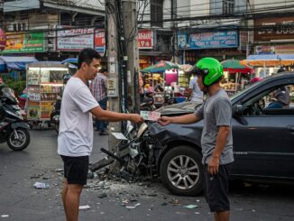 ค่ารับผิดส่วนแรก (ดีดัก) คืออะไร ต้องจ่ายกรณีใด
